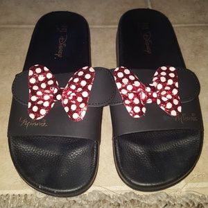 Disney Minnie Mouse Sandals Size 6 1/2  7  NEW